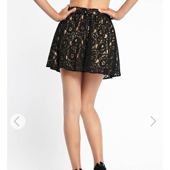 🇺🇦 NEW Guess Brand A Line Lace Skirt Size Medium - Picture 3 of 6